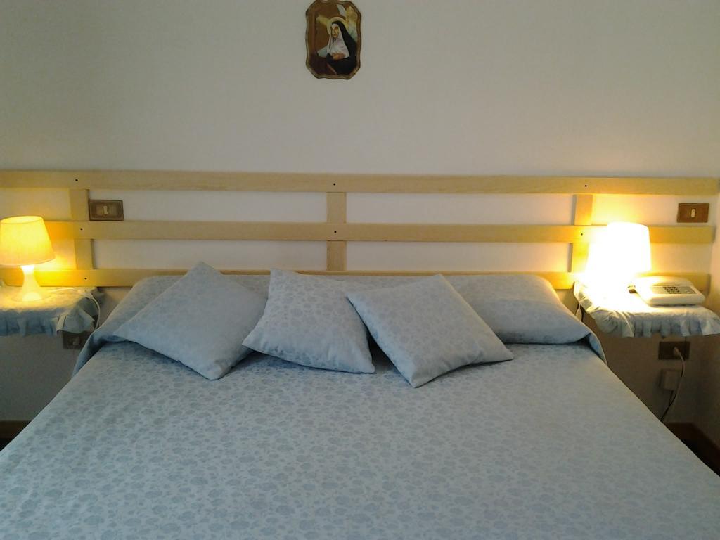 Hotel Villa Stella Cascia Rum bild