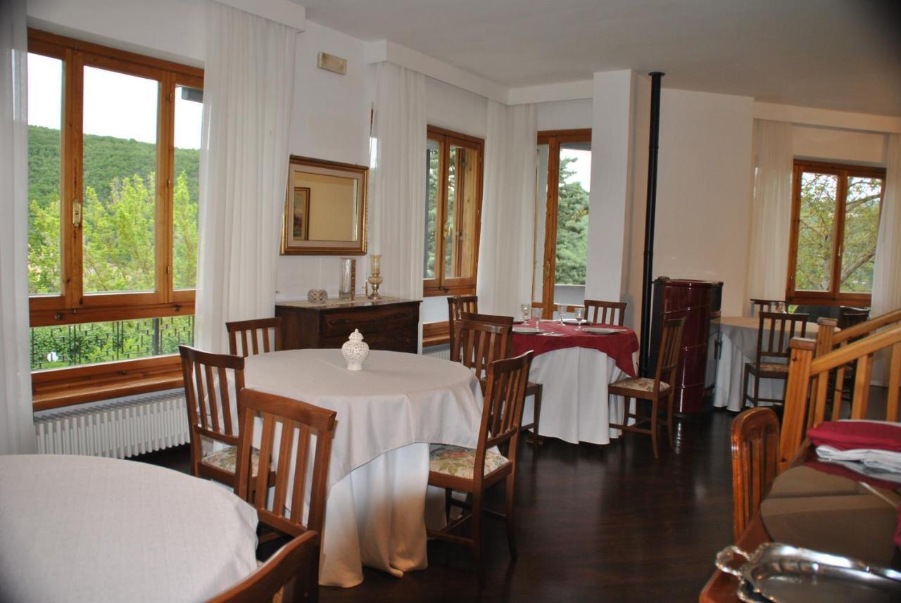 Hotel Villa Stella Cascia Exteriör bild